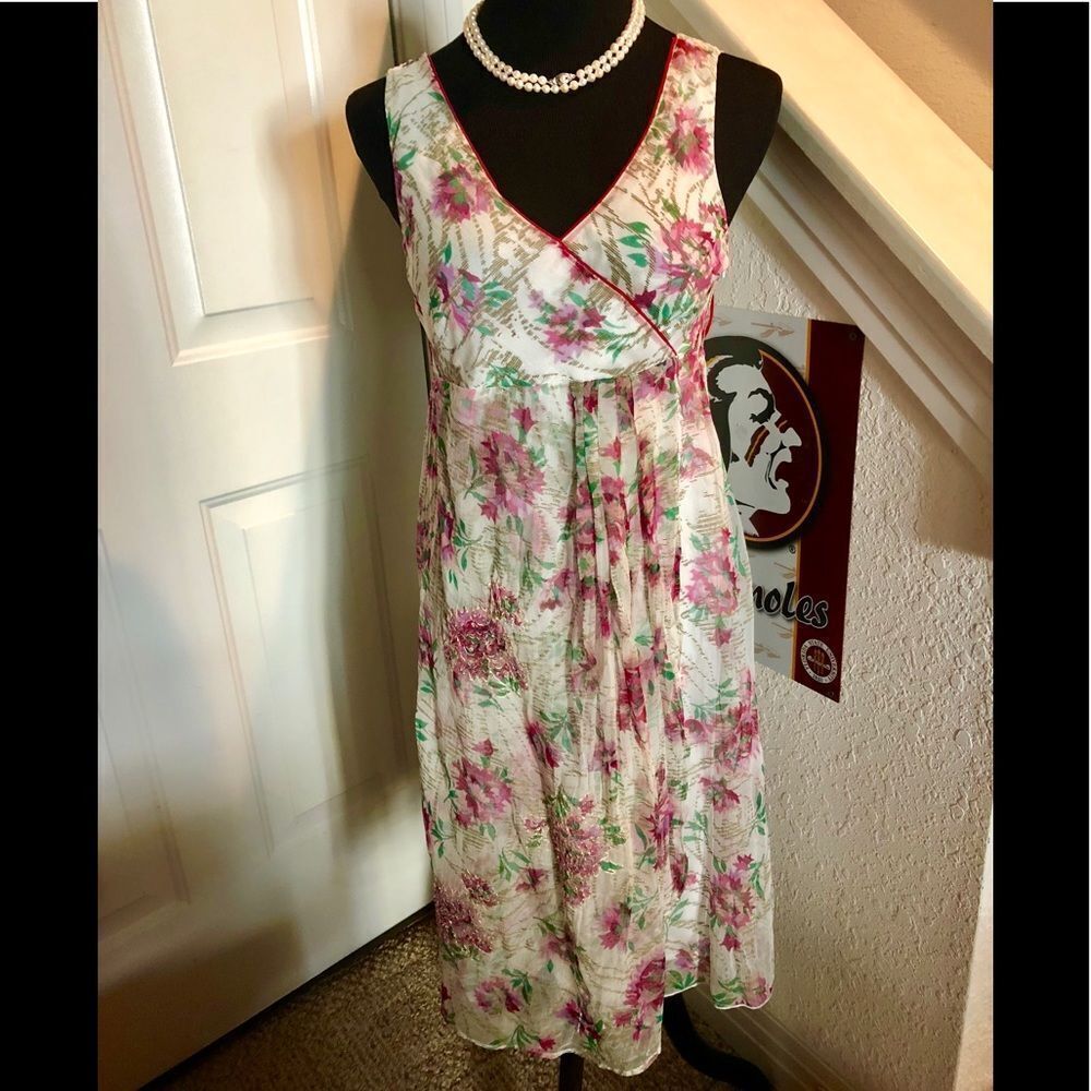 Beautiful feminine dress (s)by Aftershock